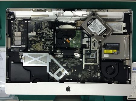  iMac (27-inch, Mid 2011.A1312).jpg